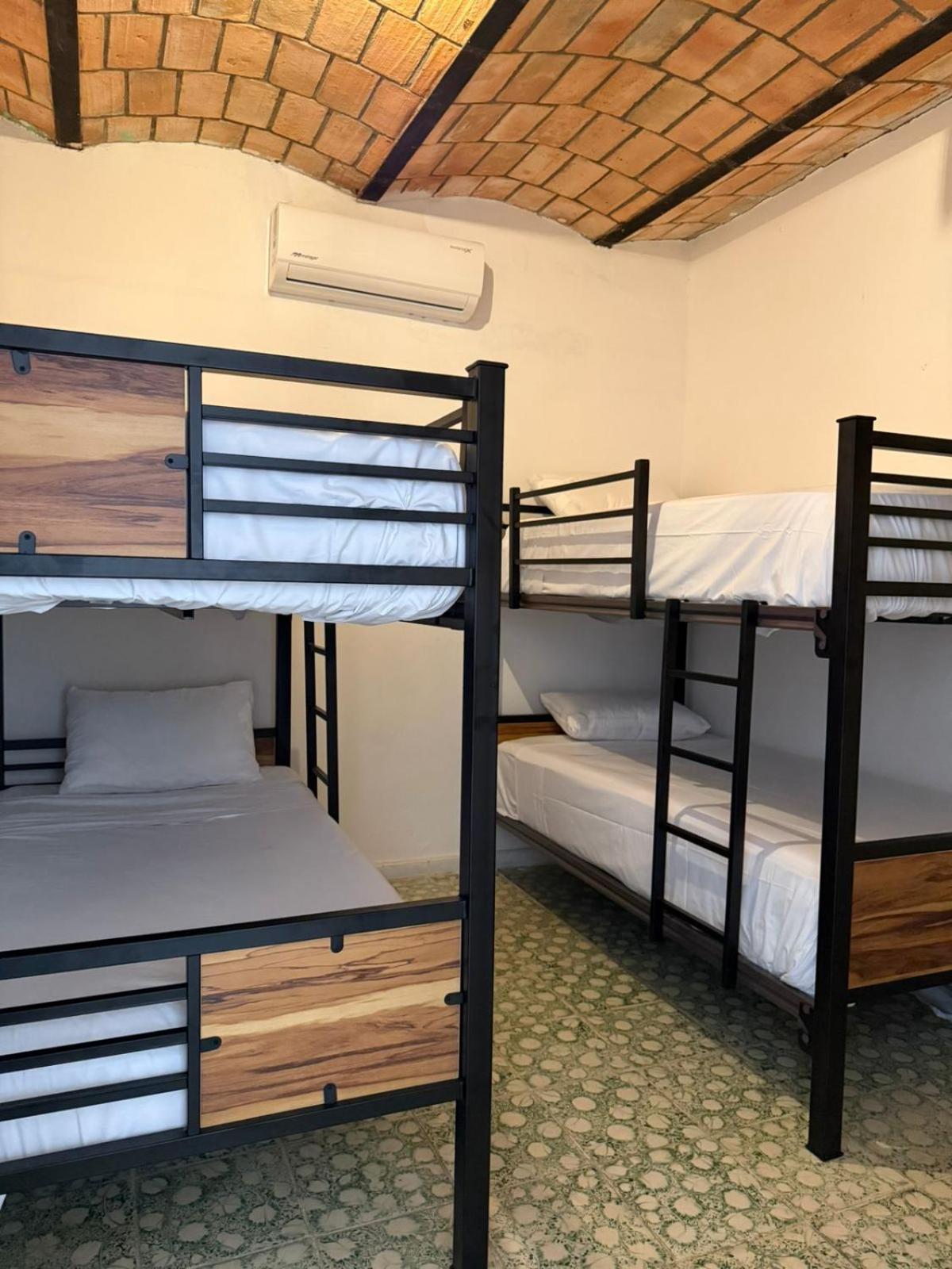 Akoma San Pancho San Francisco  Room photo