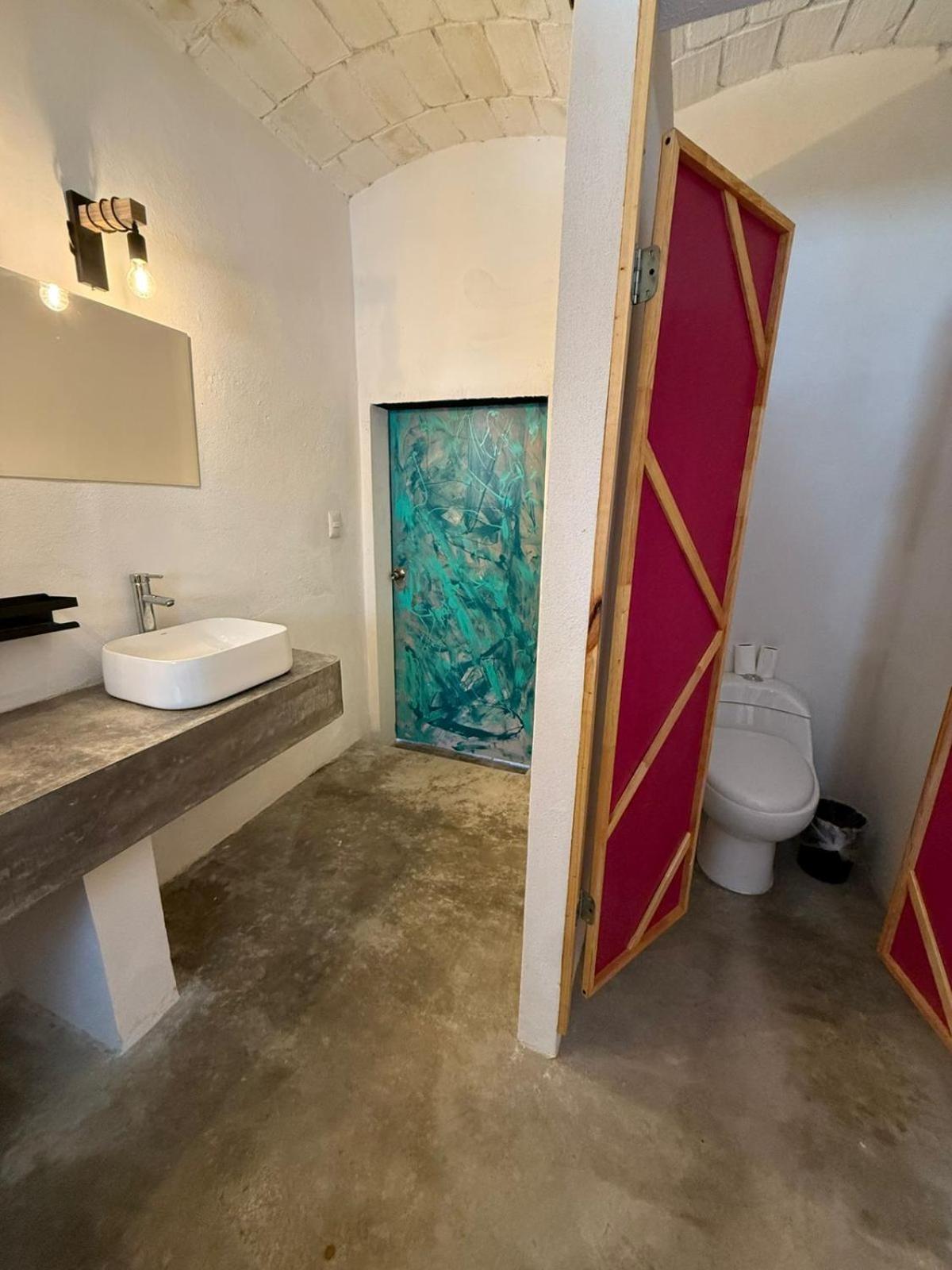 Akoma San Pancho San Francisco  Room photo